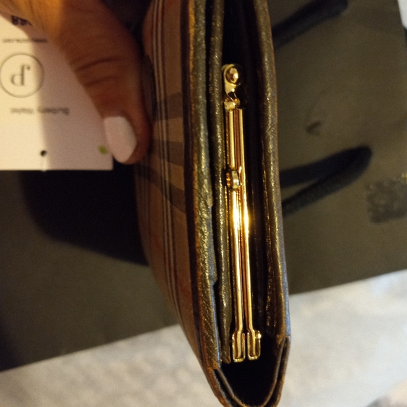 COPY - Fendi Zucca Kisslock wallet - Picture 10 of 12